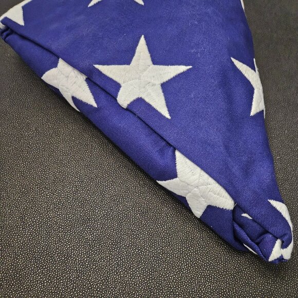 NEW VALLEY FORGE BEST 100% COTTON BUNTING AMERICAN FLAG - VETERAN CASKET 9.5'x5' - Picture 10 of 16